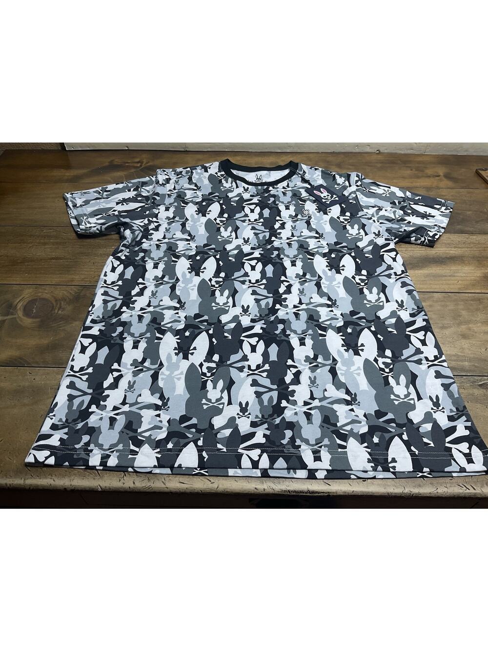 Psycho Bunny Shirt Mens 6 L Gray Camo Allover Bunny Skull Graphic Tee T-Shirt